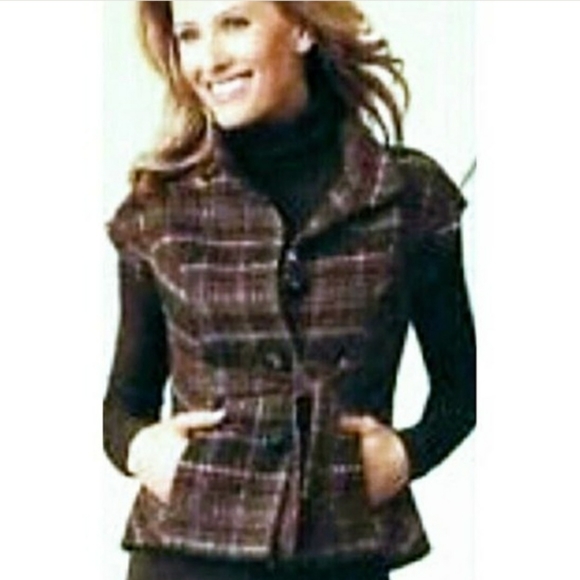 CAbi Plaid Vest - Picture 2 of 8